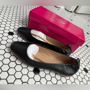 NIB dream pairs Black Women's Flats size 11